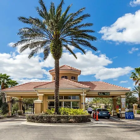 Disney & Star Wars Haven: 6Br, Pool & Game Room!